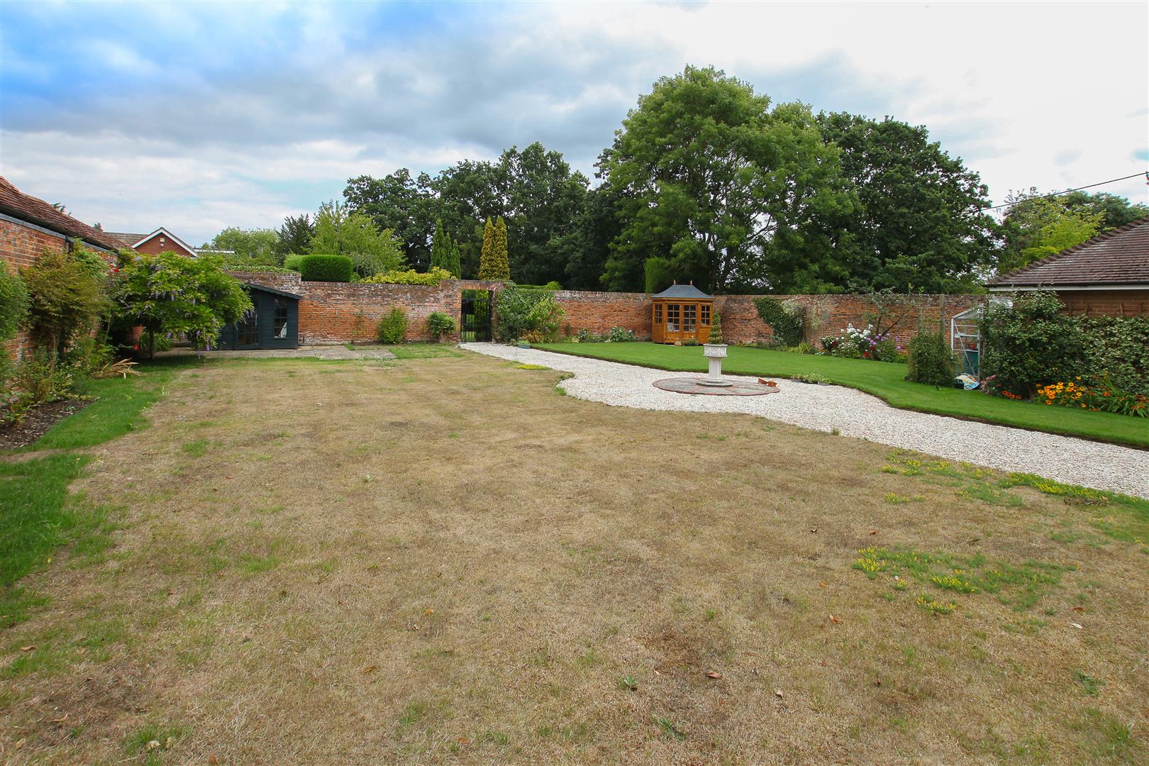 Back Lane, Fryerning, Ingatestone Keith Ashton